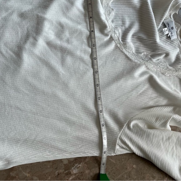 Socialite long sleeve scoop neck top in ivory color - Picture 9 of 9